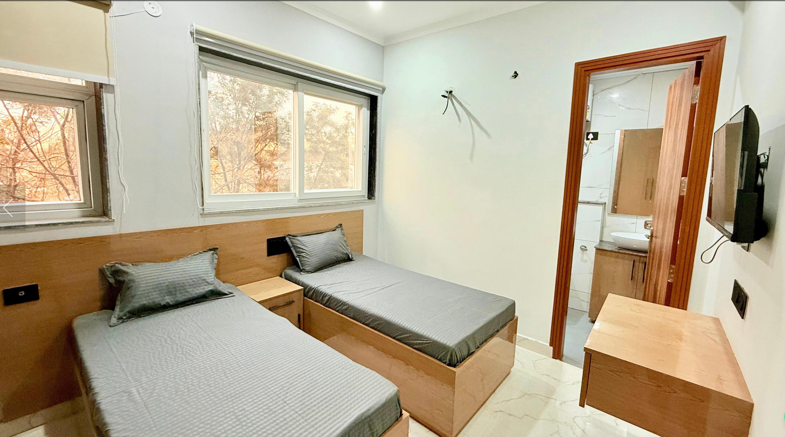 Lime Living - Image 1