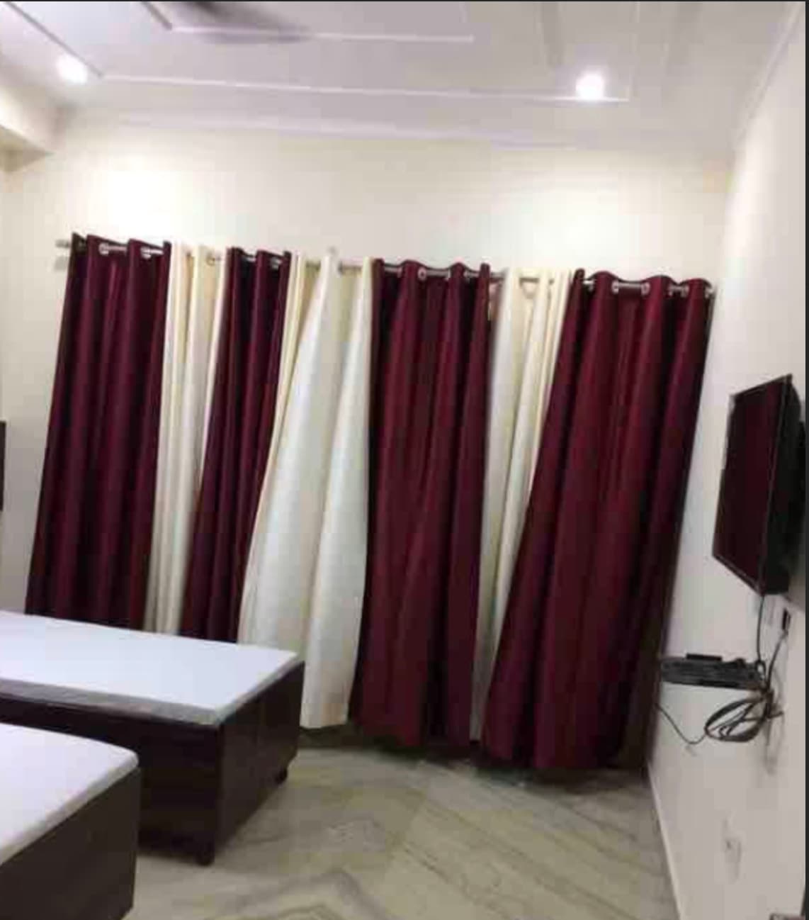 SR RESIDENCY - Image 1