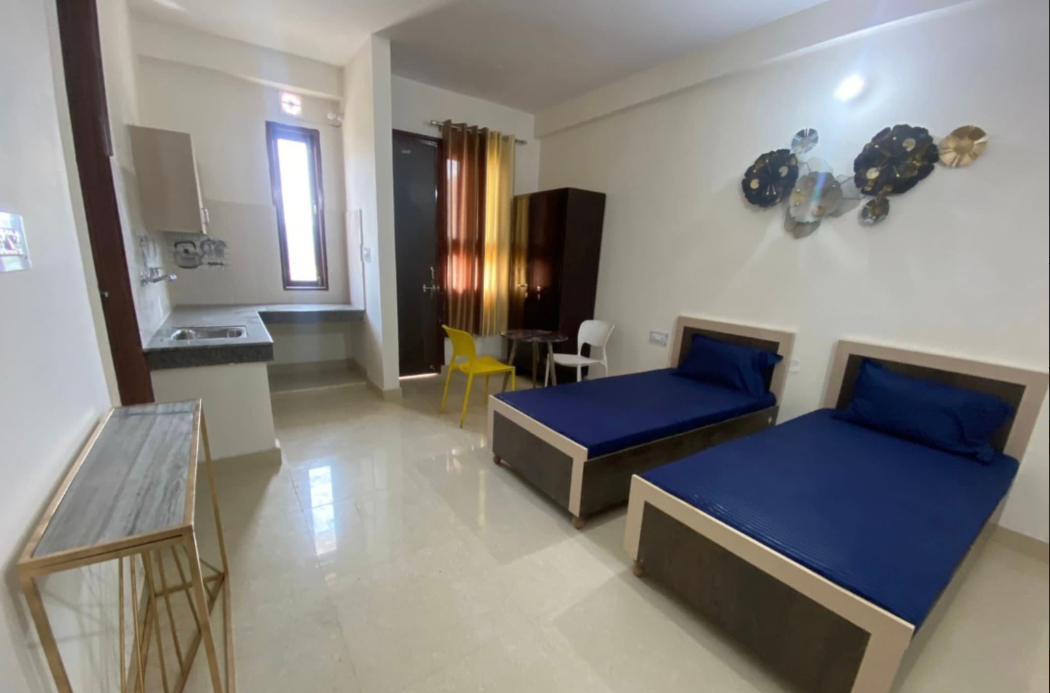 Flora Homes Orchid - Image 1